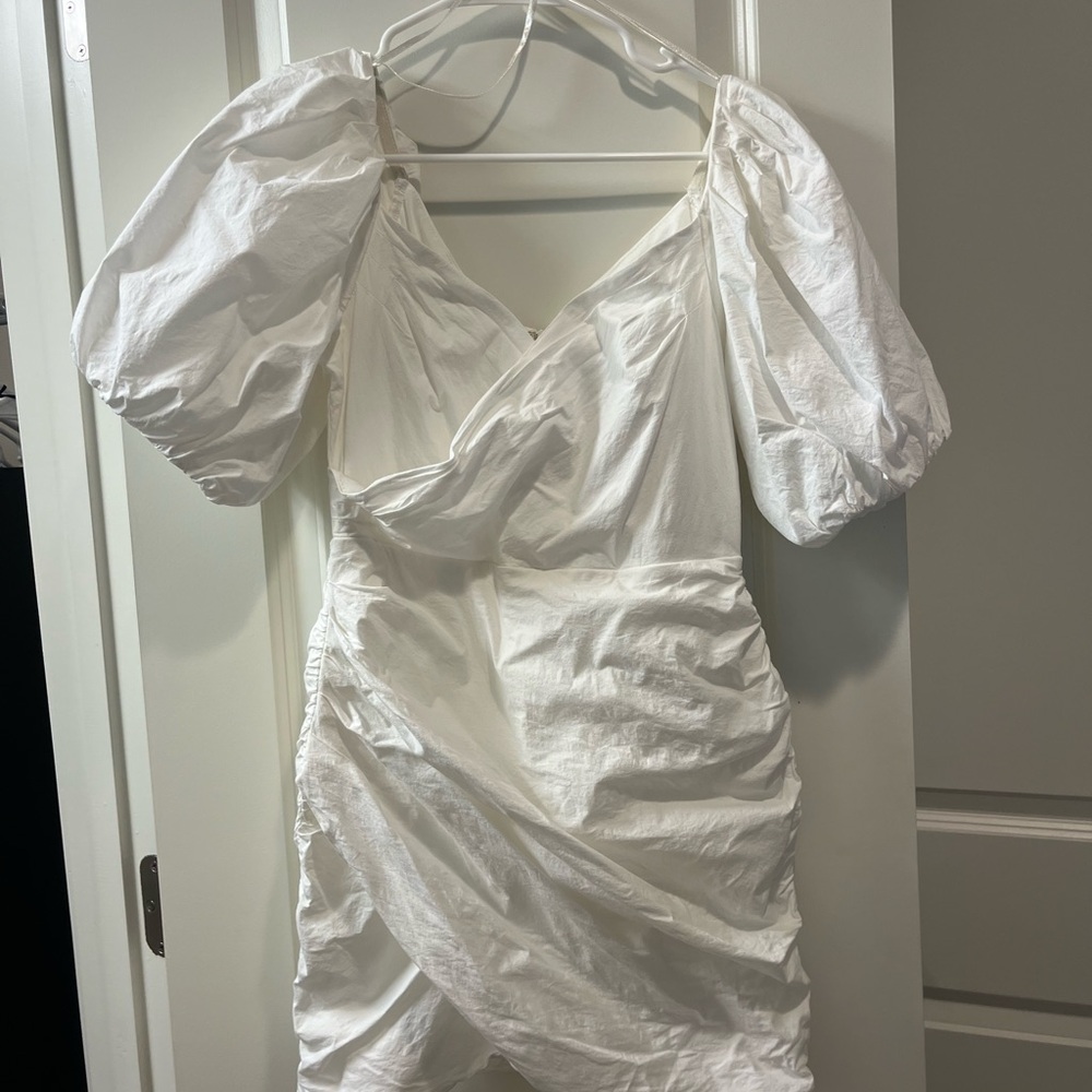 DO+BE White Puff Sleeve Mini Dress